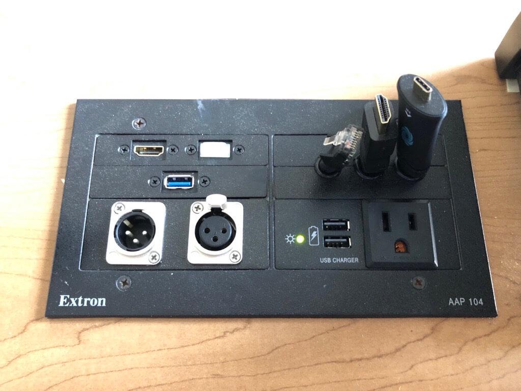 Extron Architectural Adapter Plate (AAP) 104 Plate